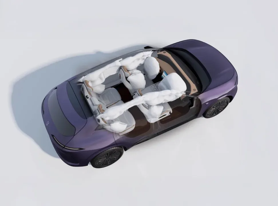 9 airbags de serie