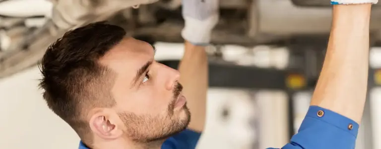 ¿Alineación balanceo auto para qué sirve?