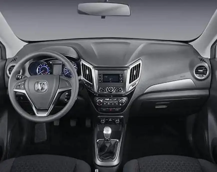 Diseño interior Changan CS15
