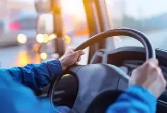¿Qué tipo de licencia para transporte de carga necesito?